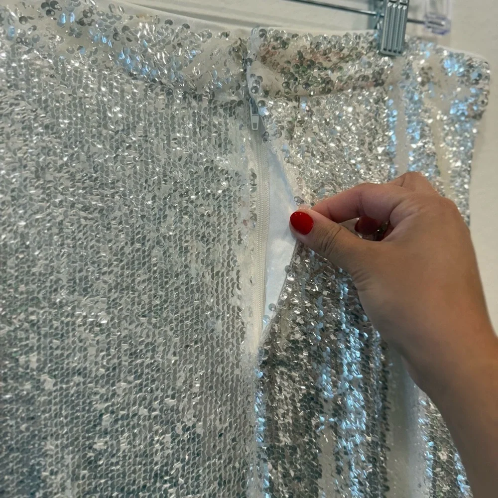 Elegant Silver Sequin Women's Pants - Picture 2 of 4